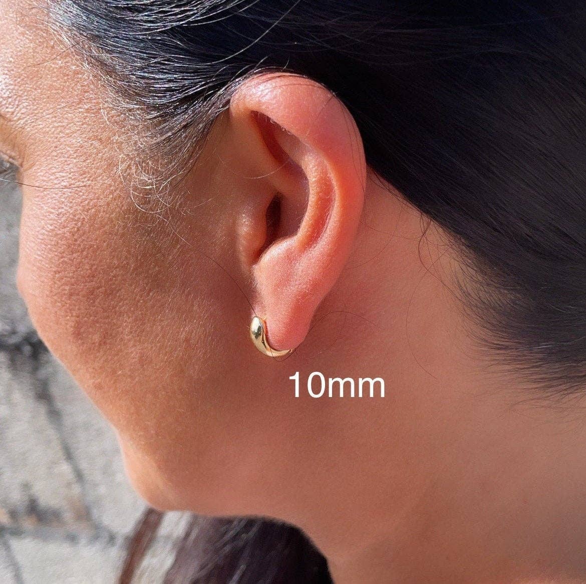 Tiny 18k Gold Filled Small Fat Plain Huggie Clicker Earrings: 1 Pair / 15mm