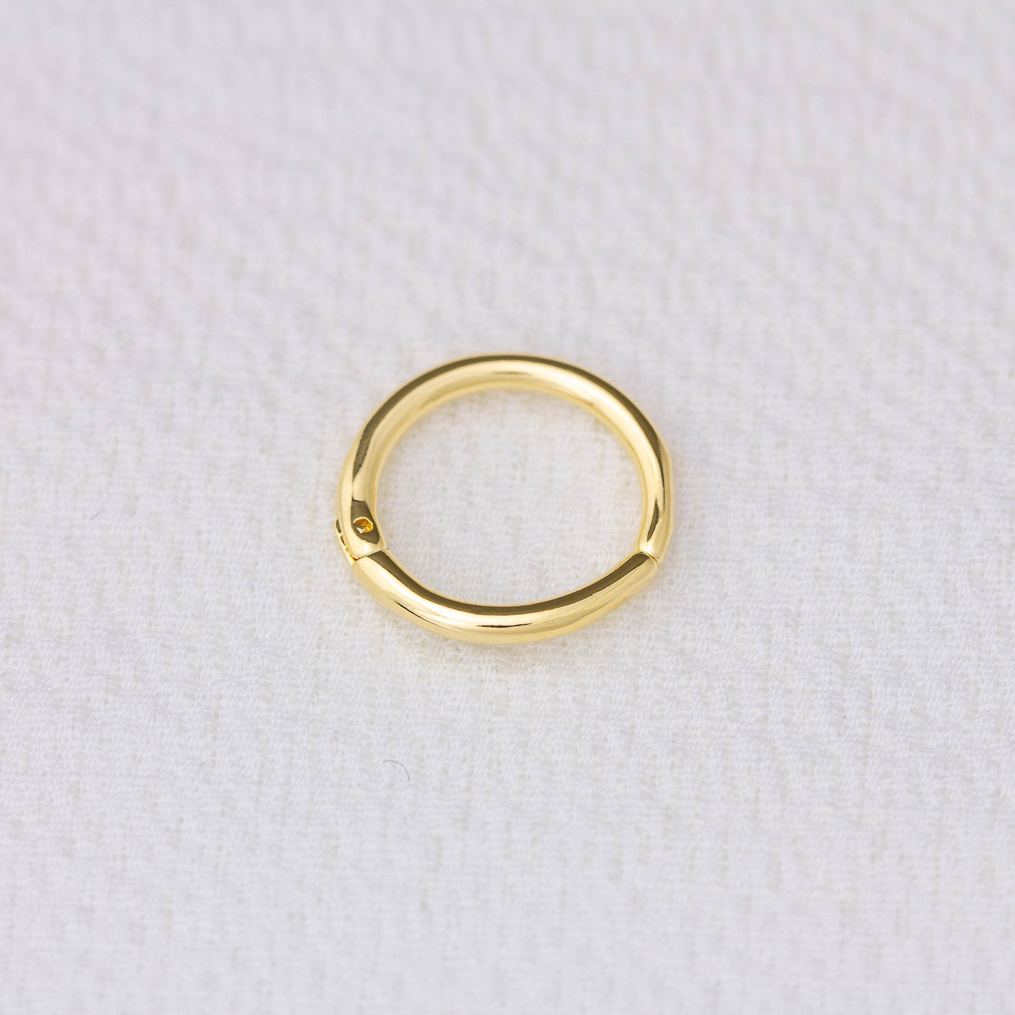 Mini Seamless Clicker Hoop Earrings: 9mm