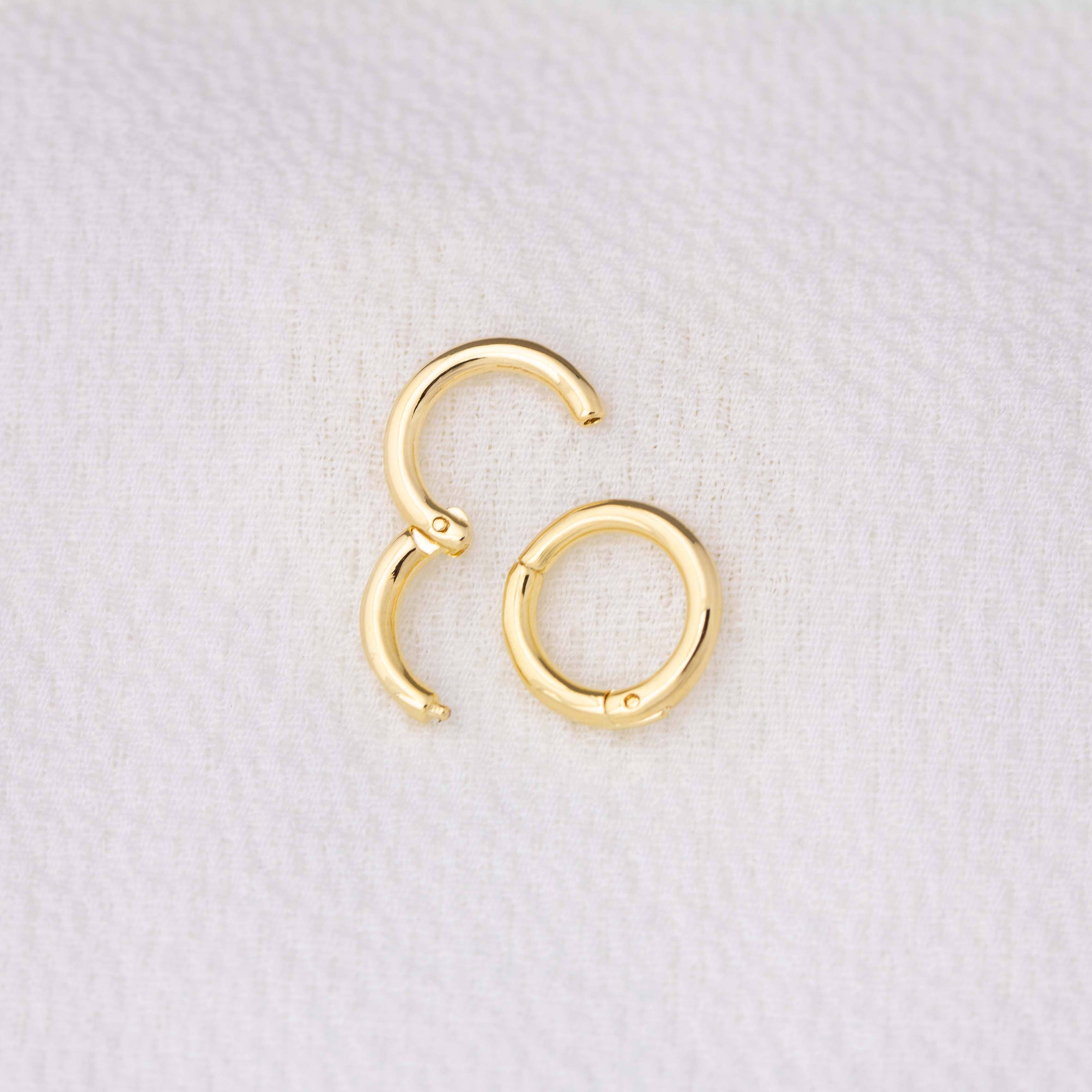 Mini Seamless Clicker Hoop Earrings: 11mm