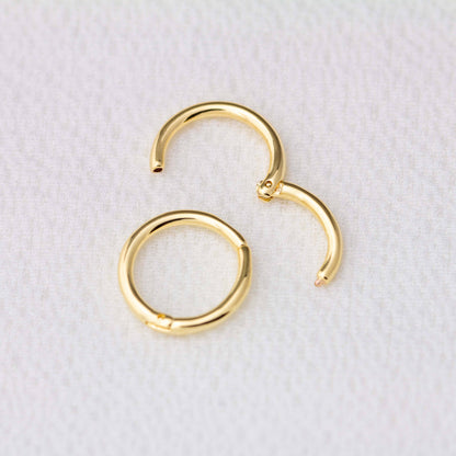 Mini Seamless Clicker Hoop Earrings: 11mm