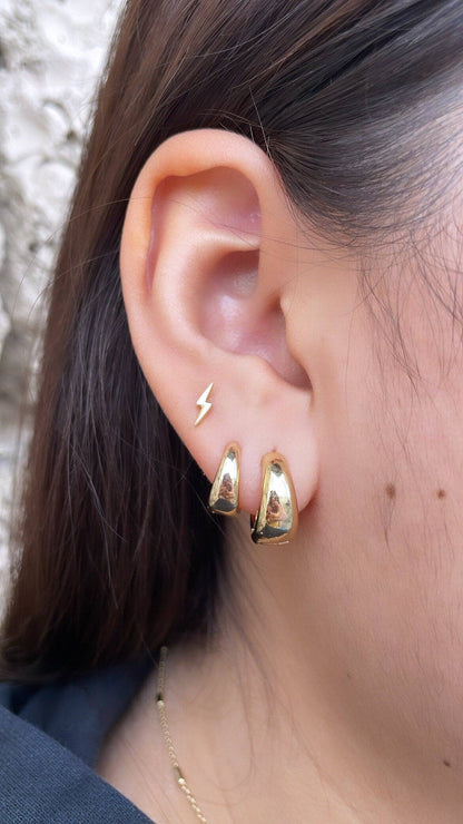 18k Gold Filled Smooth Tear Drop Hoop Earrings: 14mm