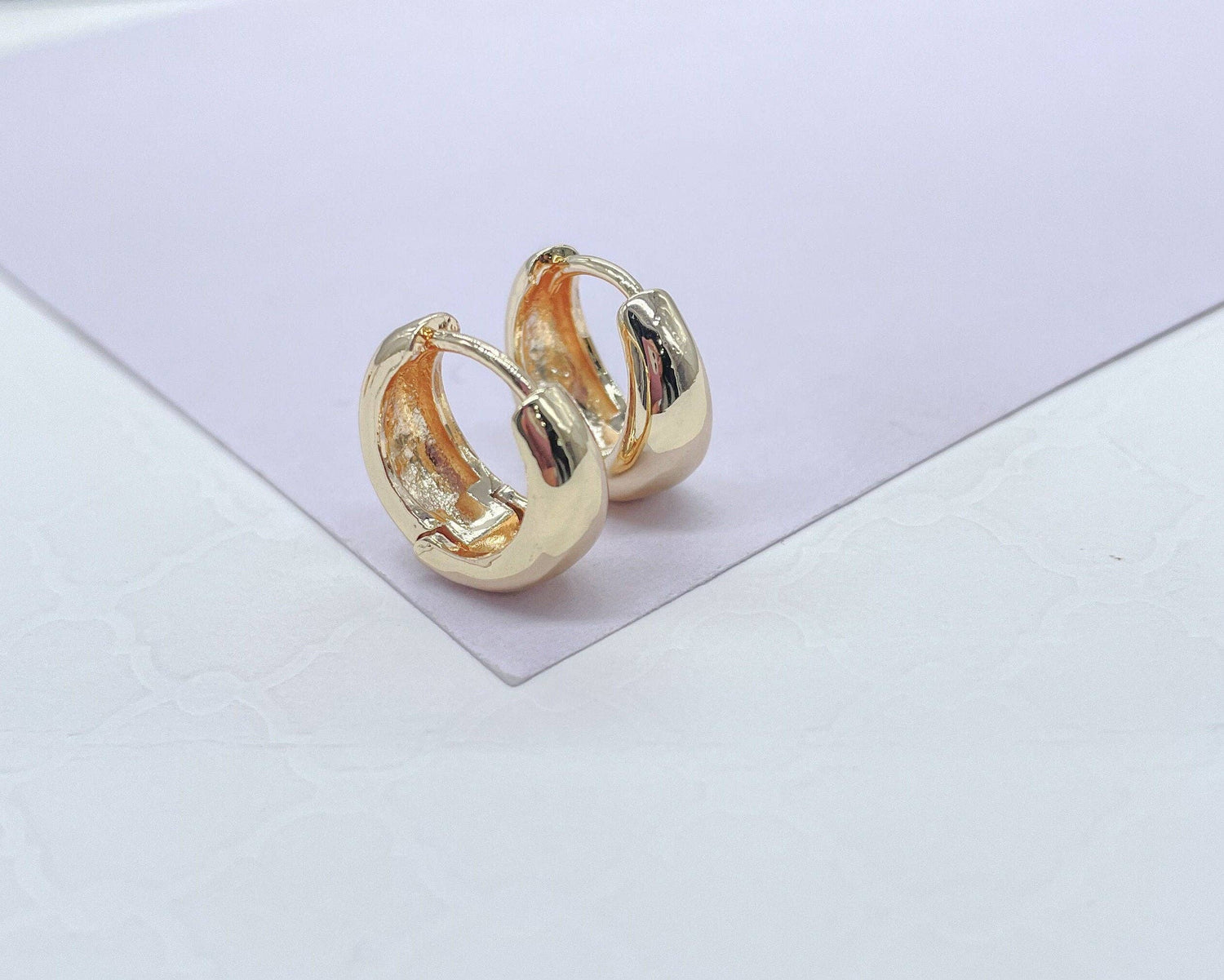 18k Gold Filled Smooth Tear Drop Hoop Earrings: 17mm
