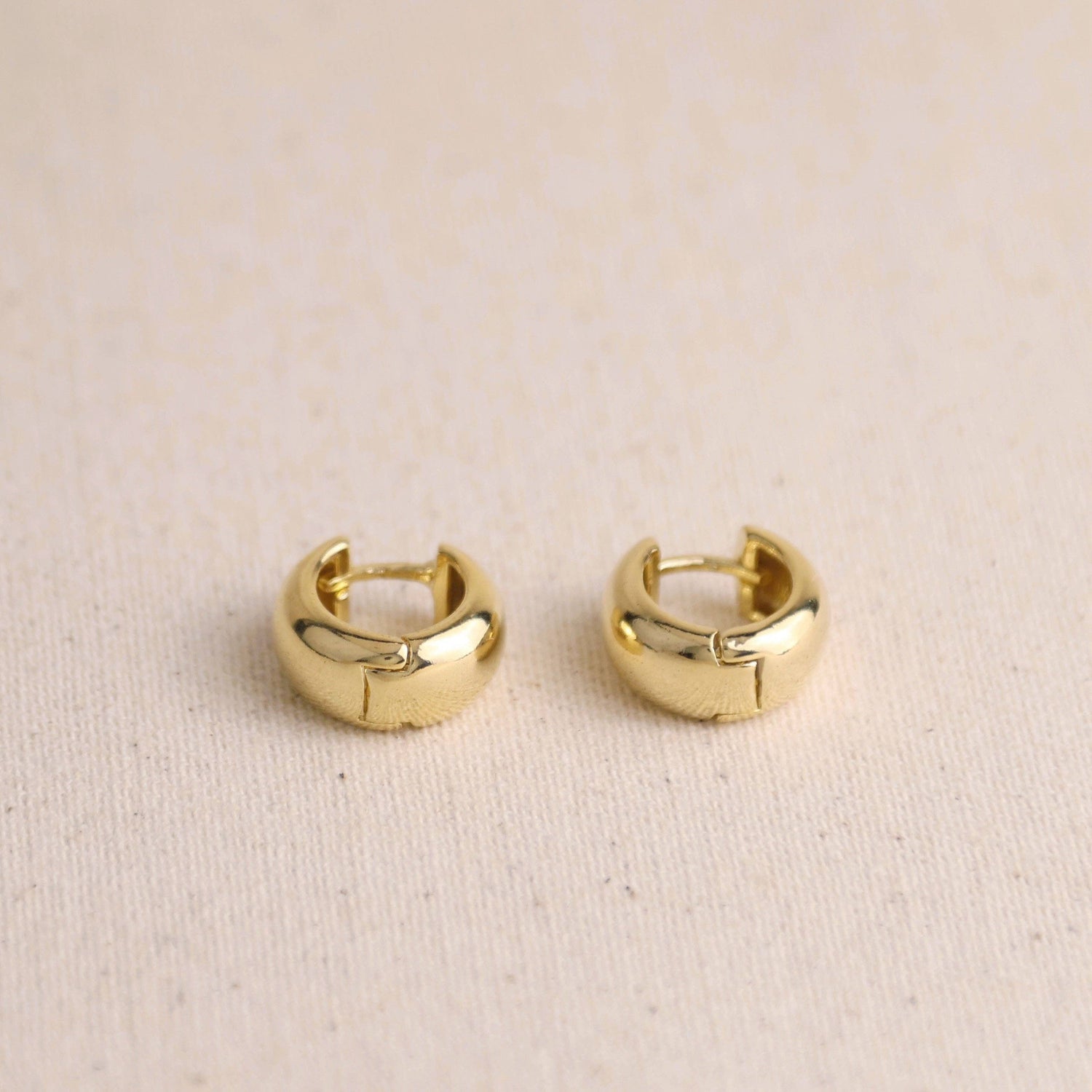 18k Gold Filled Chunky Hoop Earrings: 16mm