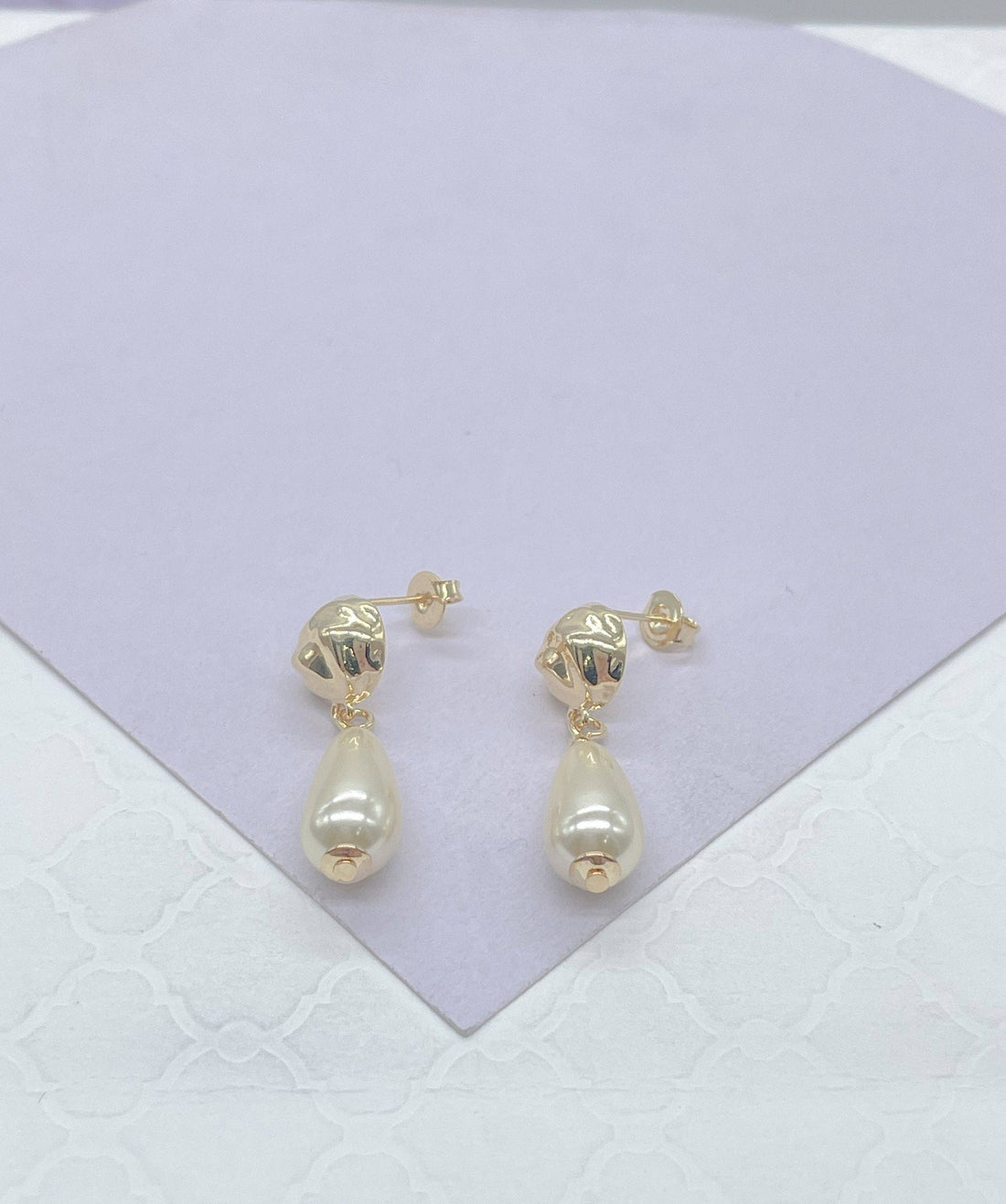 18k Gold Filled Smooth Tear Drop Shapped Pearl Dangle Hoop E