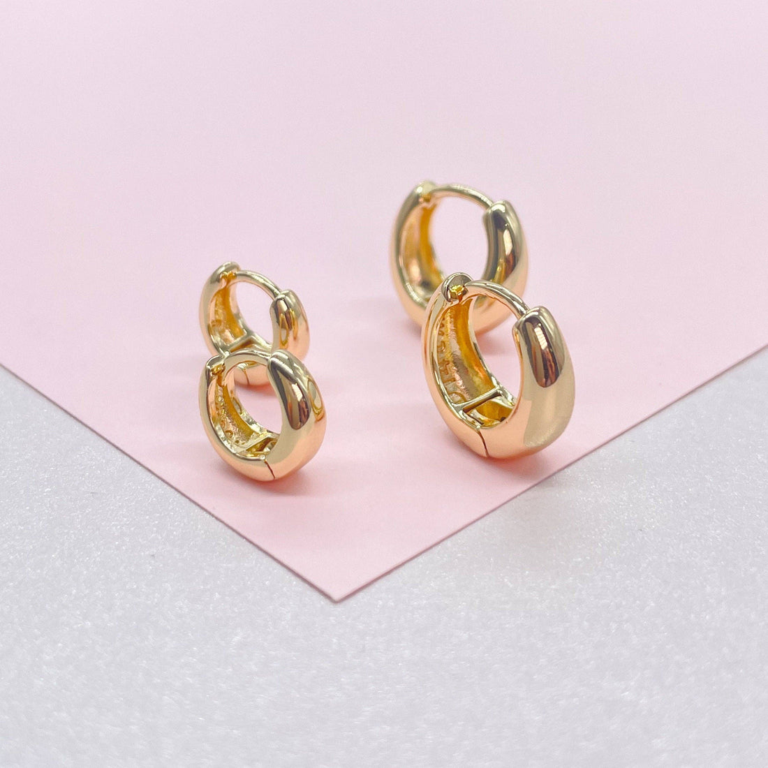 18k Gold Filled Tear Drop Huggie Clicker Earrings: 13mm