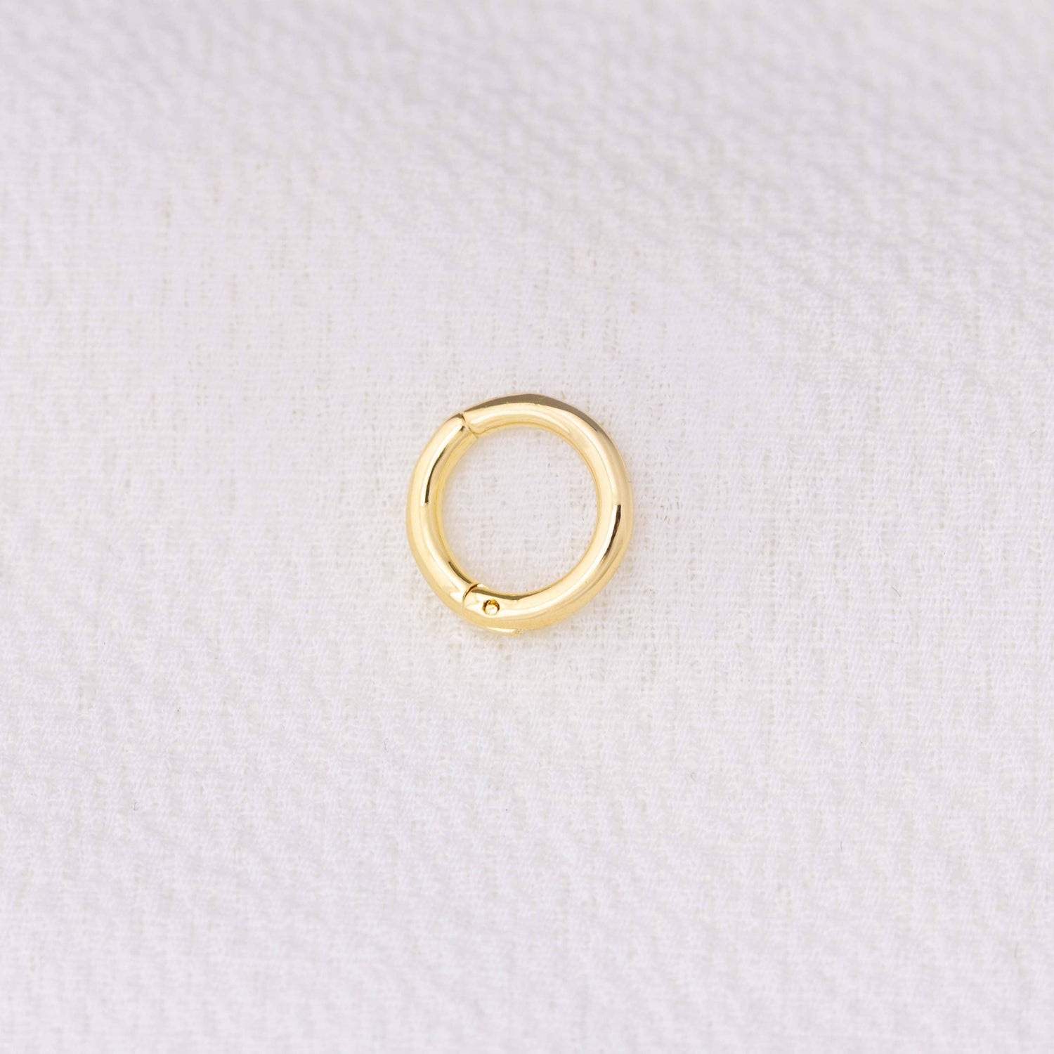 Mini Seamless Clicker Hoop Earrings: 11mm