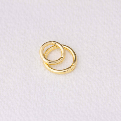 Mini Seamless Clicker Hoop Earrings: 11mm