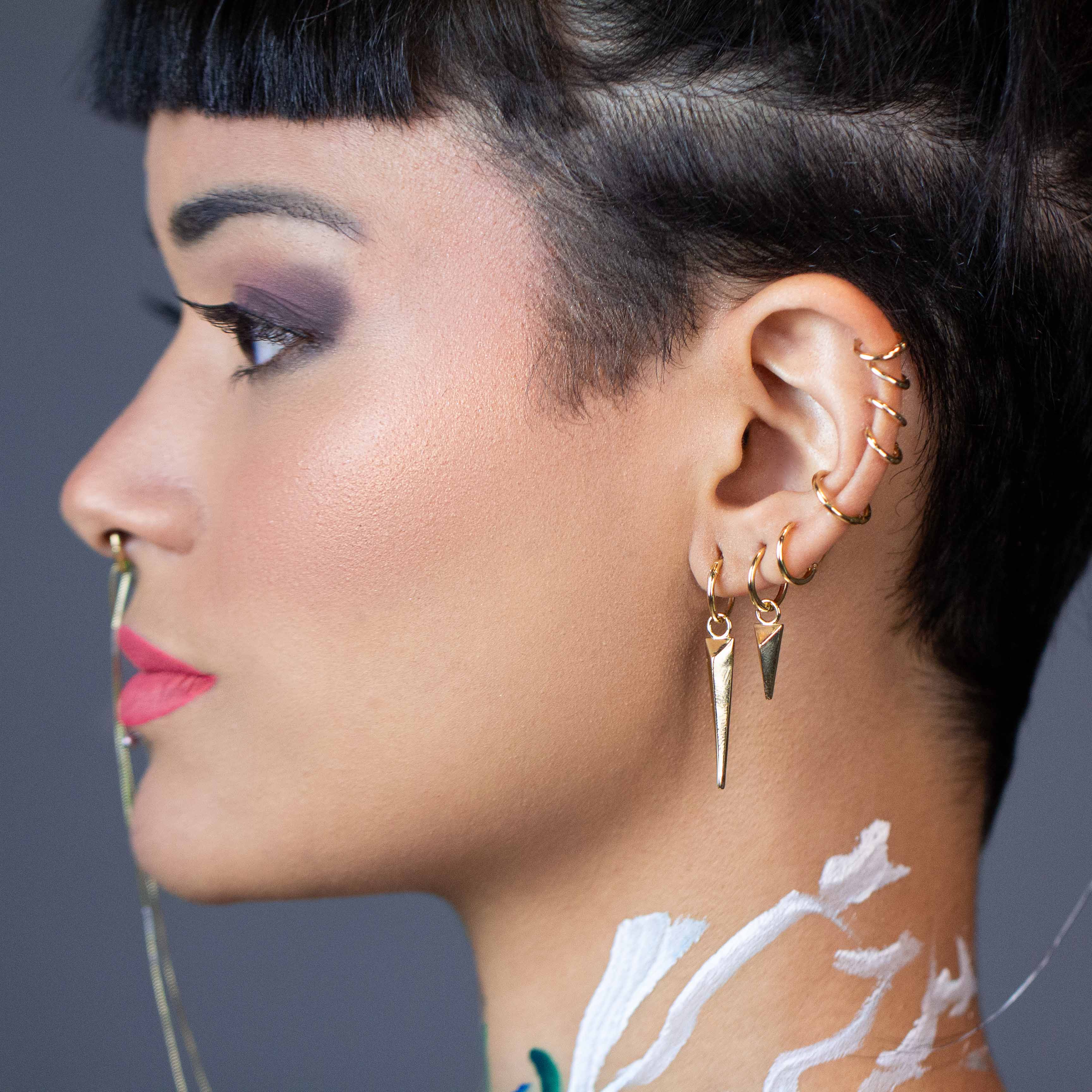 Mini Seamless Clicker Hoop Earrings: 11mm